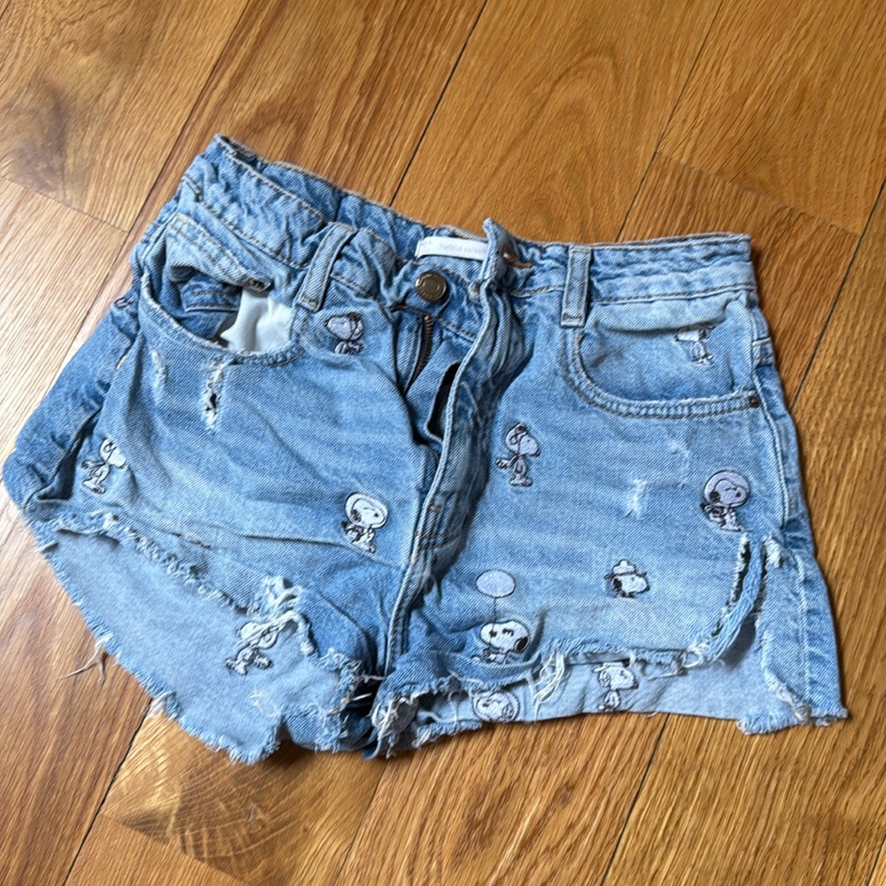 Zara Ripped Denim Snoopy Shorts